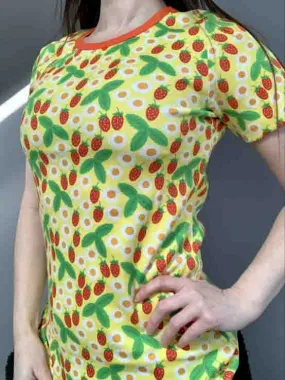 DUNS Short Sleeved T-shirt Adult - Strawberries & Daisies Buttercup